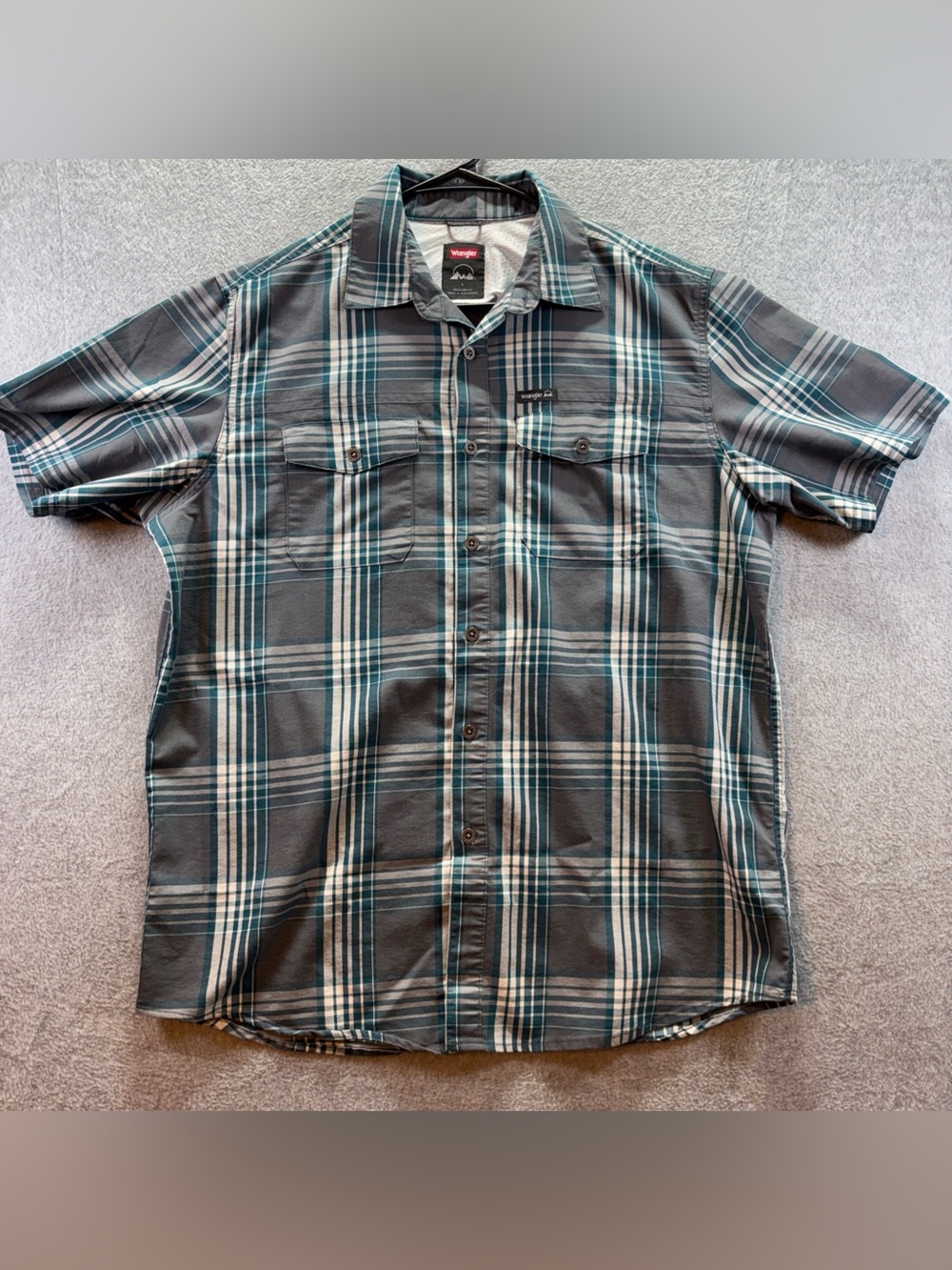 Wrangler Shirt Men’s Large Short Sleeve Plaid Green & Gray Button Up